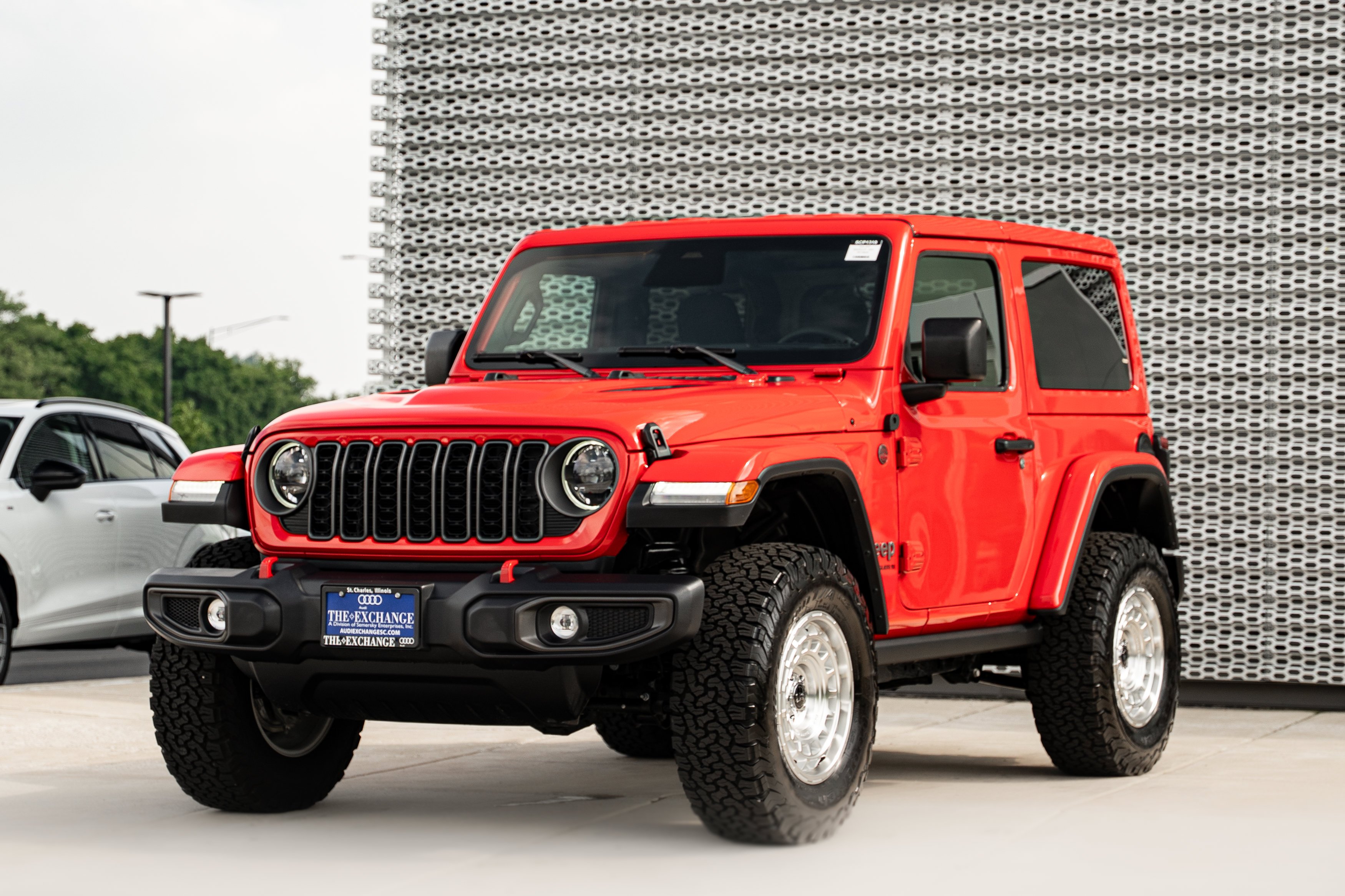 Used 2026 Firecracker Red Clearcoat Jeep Rubicon image 7
