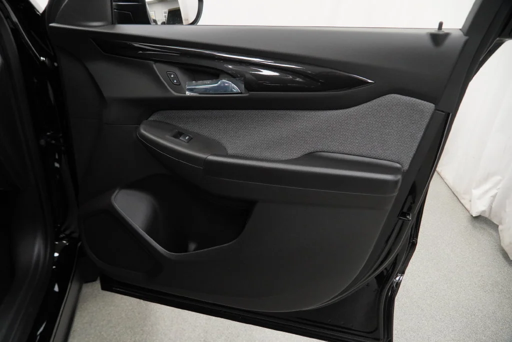 New 2026 Mosaic Black Metallic Chevrolet LT image 34