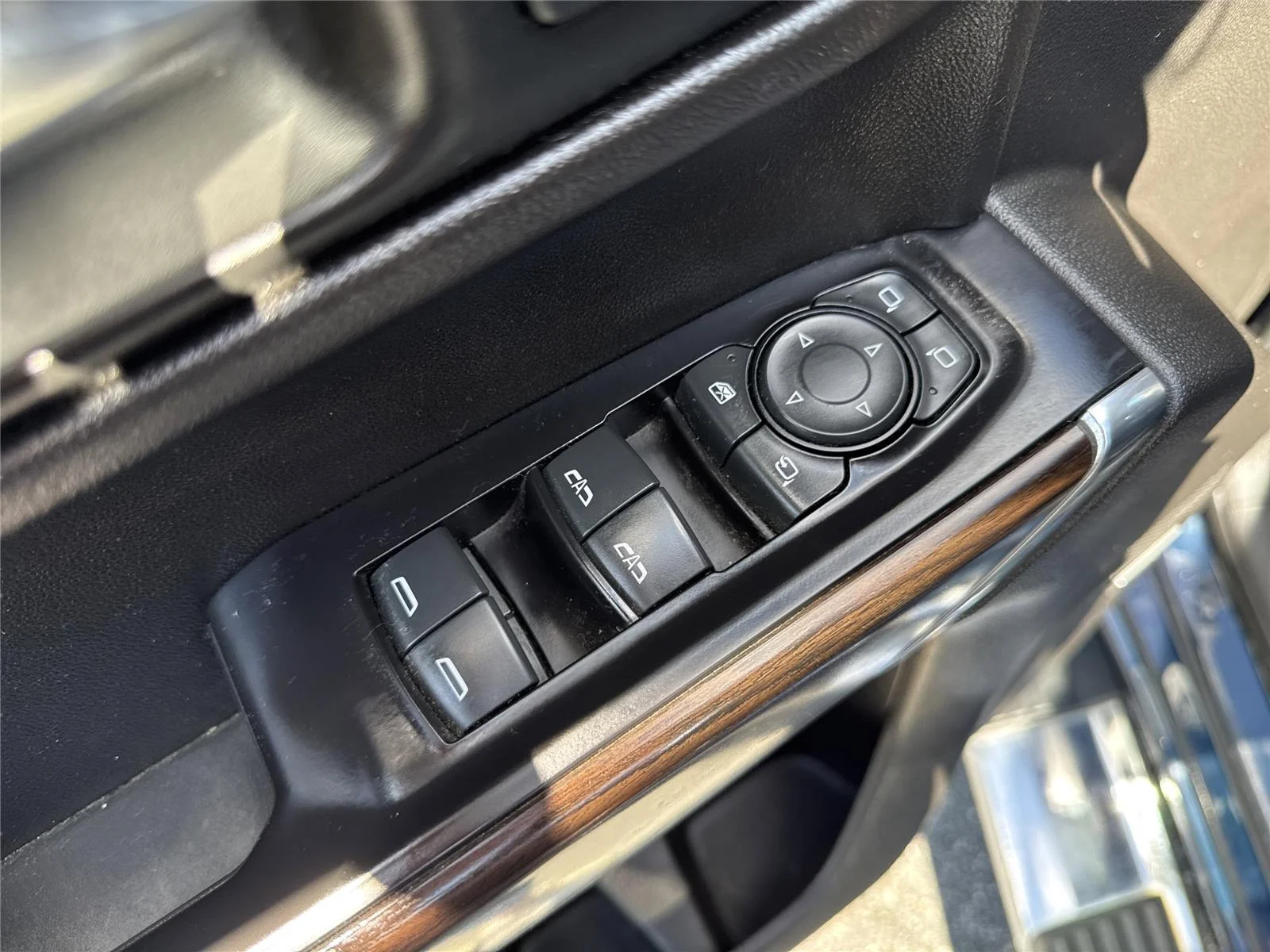 Used 2019 Pacific Blue Metallic GMC SLT image 19