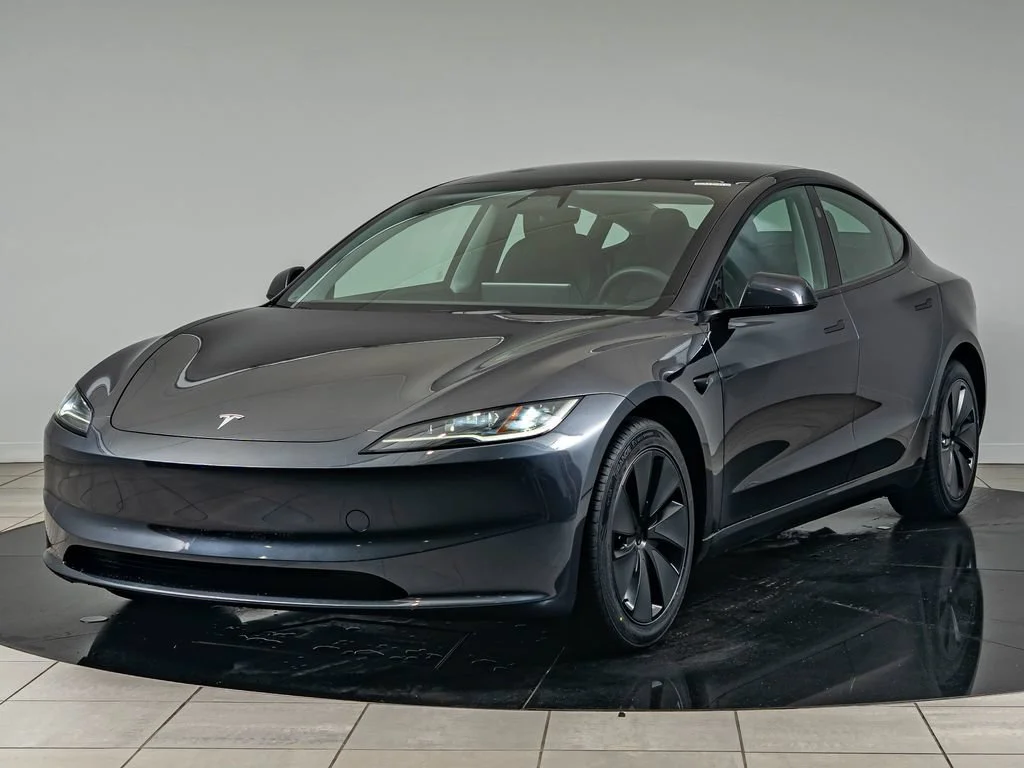 Used 2024 Stealth Gray Tesla  image 1