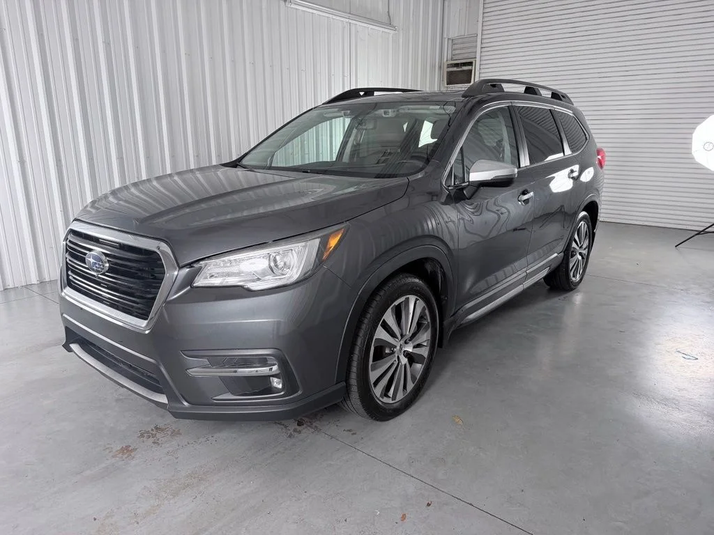 2020 Subaru Ascent Touring's photo