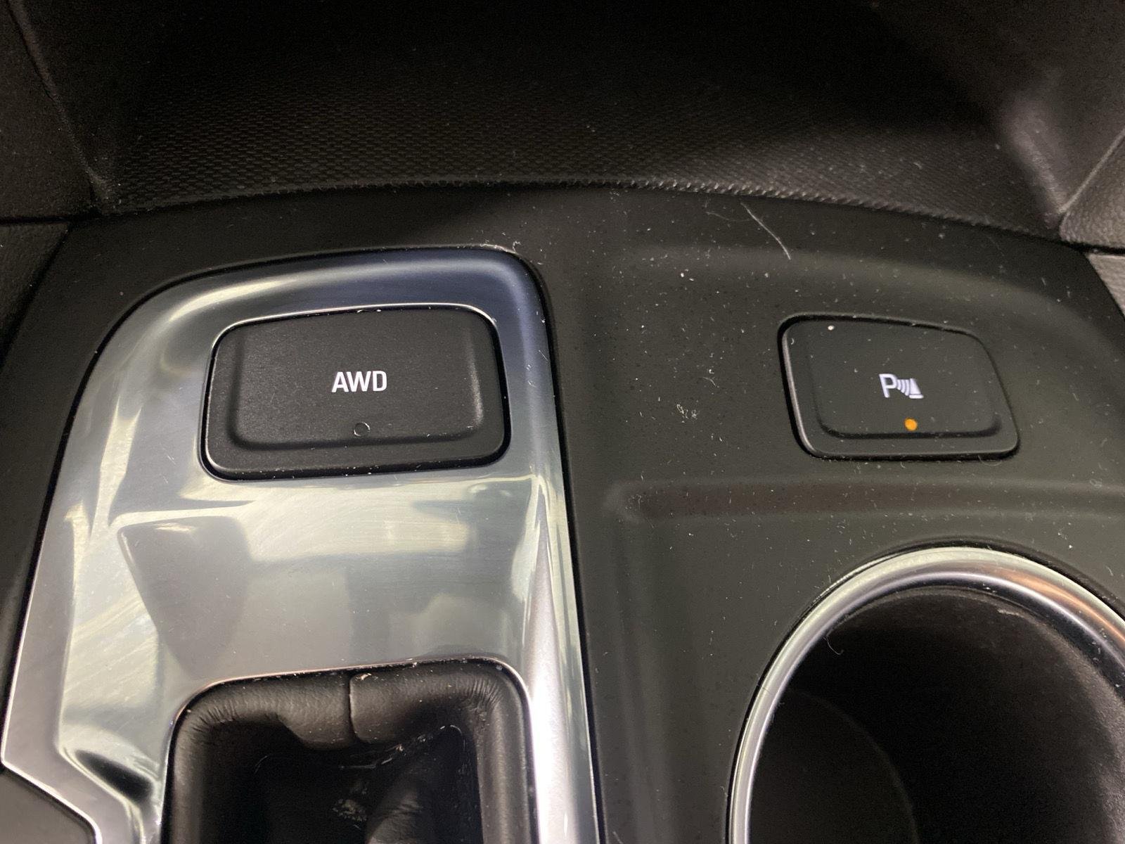 Used 2024 Mosaic Black Metallic Chevrolet LT image 21