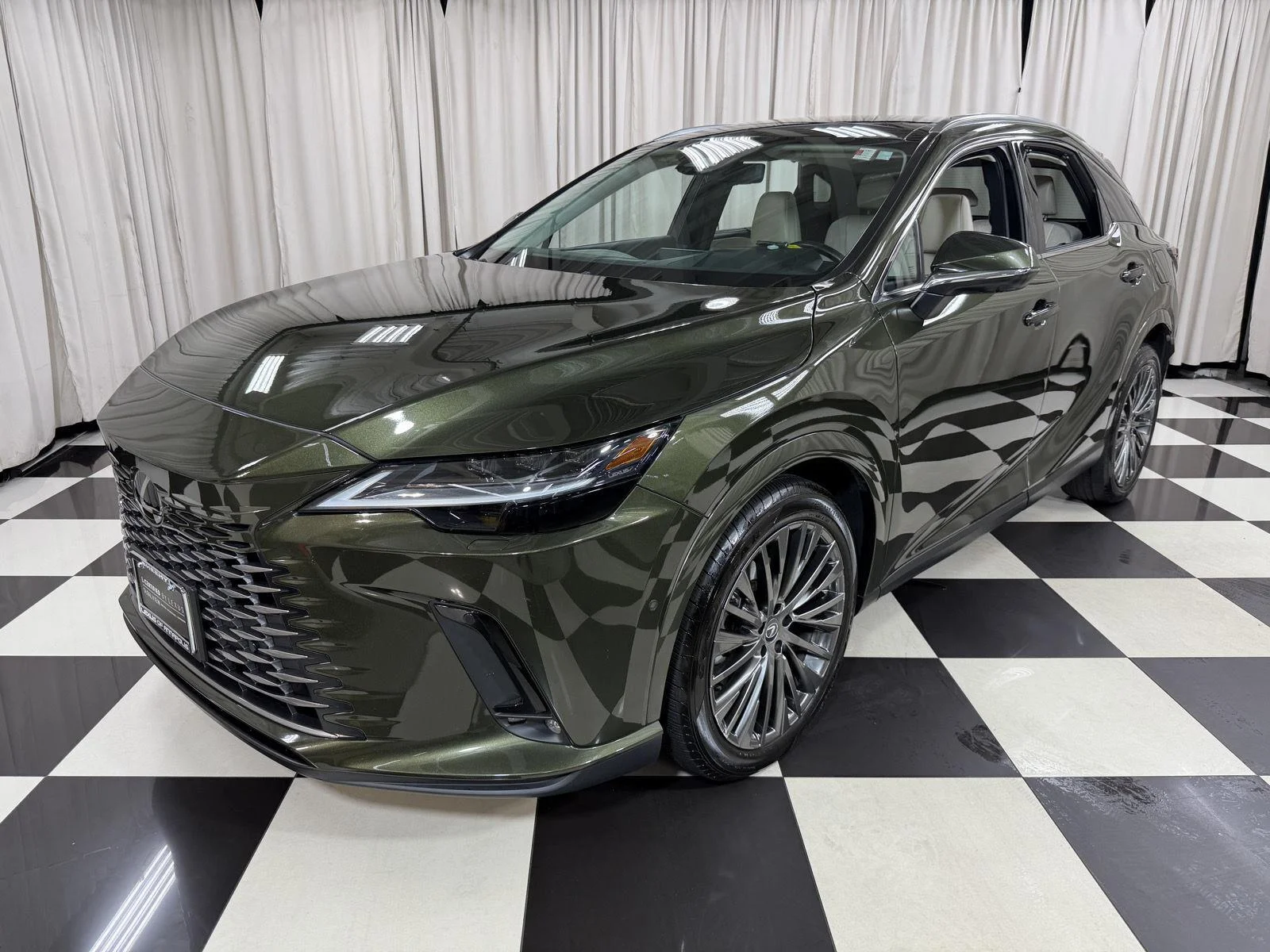 Used 2023 Nori Green Pearl Lexus RX 350 Luxury image 3