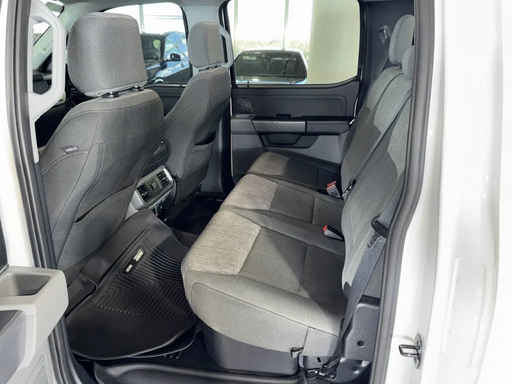 Used 2022 White Ford XLT image 18