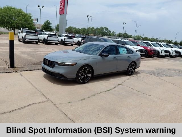 New 2026 Urban Gray Pearl Honda SE image 9