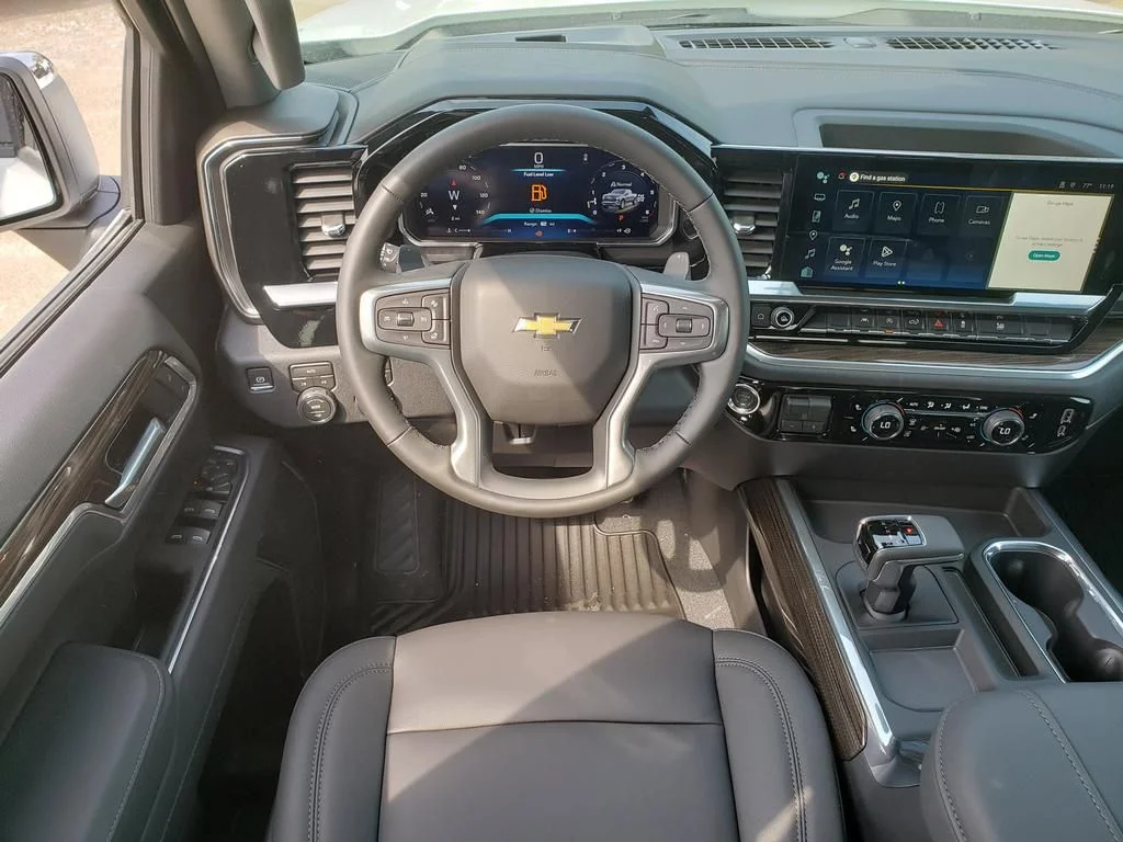 New 2026 White Chevrolet LT image 19