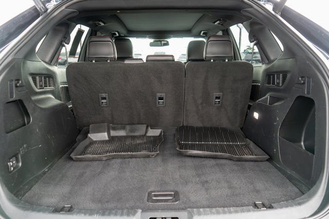 Used 2022 Stone Blue Metallic Ford ST Line image 10