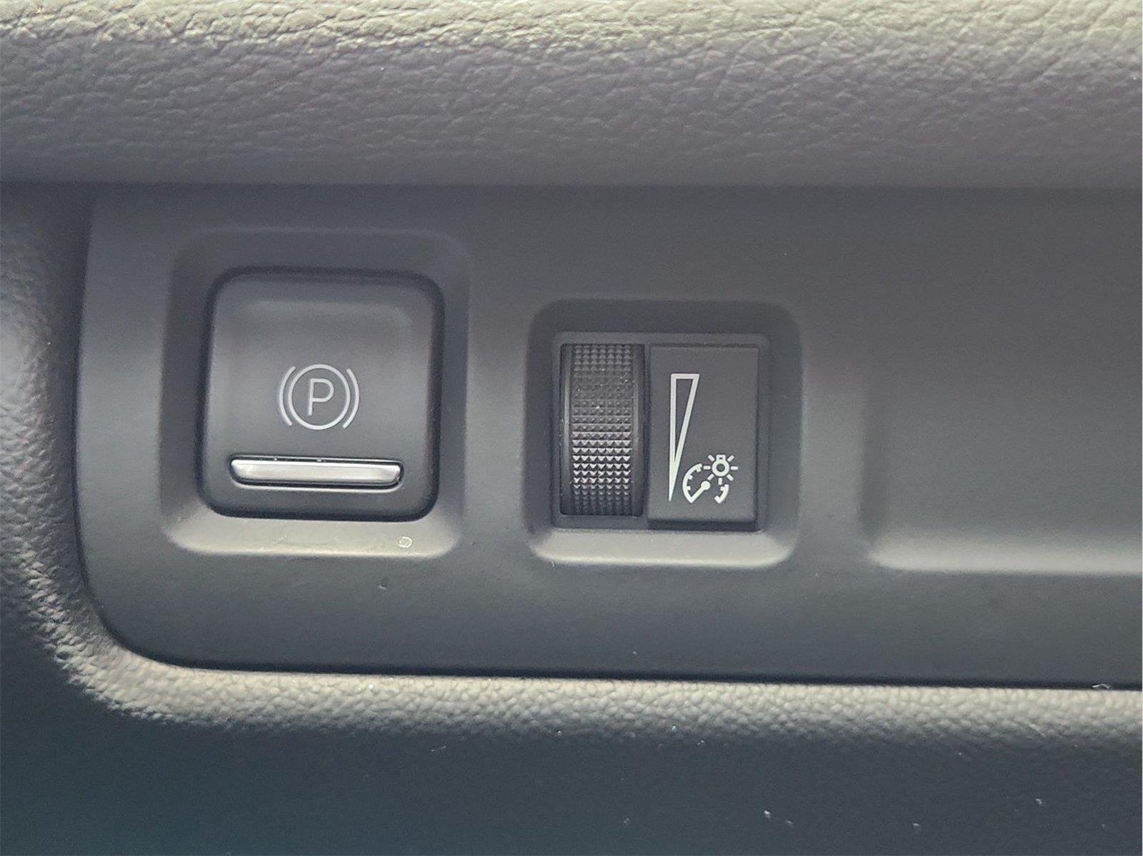 2024 Cadillac XT4 Sport - Photo 18