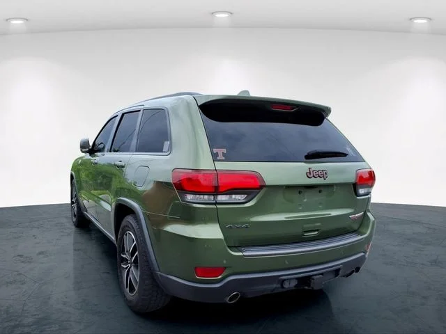Used 2021 Green Jeep Trailhawk image 18