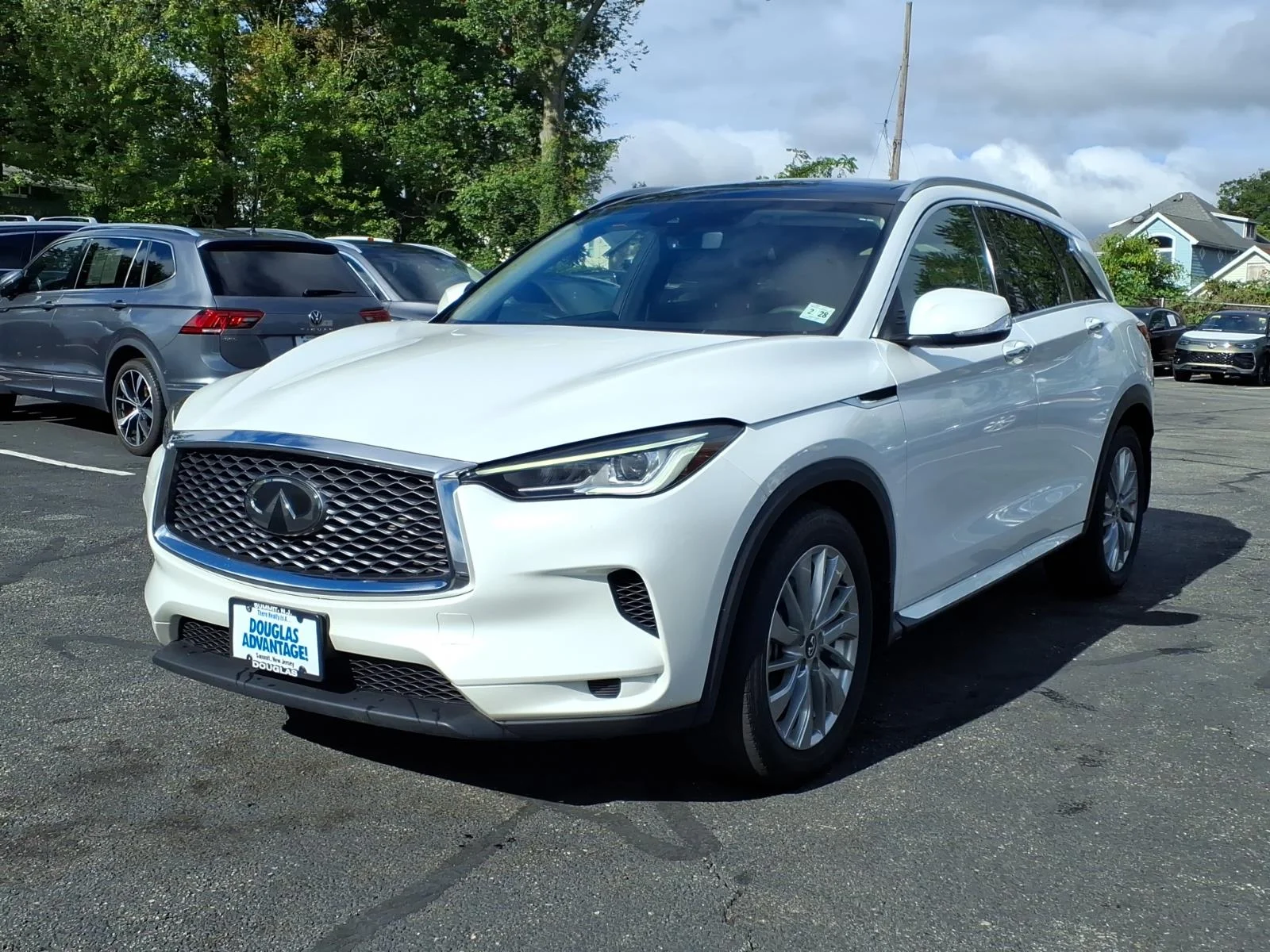 2023 INFINITI QX50 Luxe