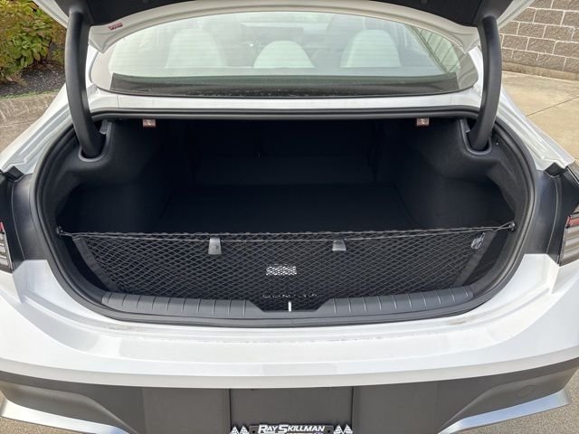 New 2026 Serenity White Hyundai SE image 11