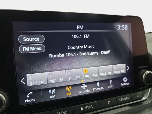 Used 2025 Gray Nissan SV image 22
