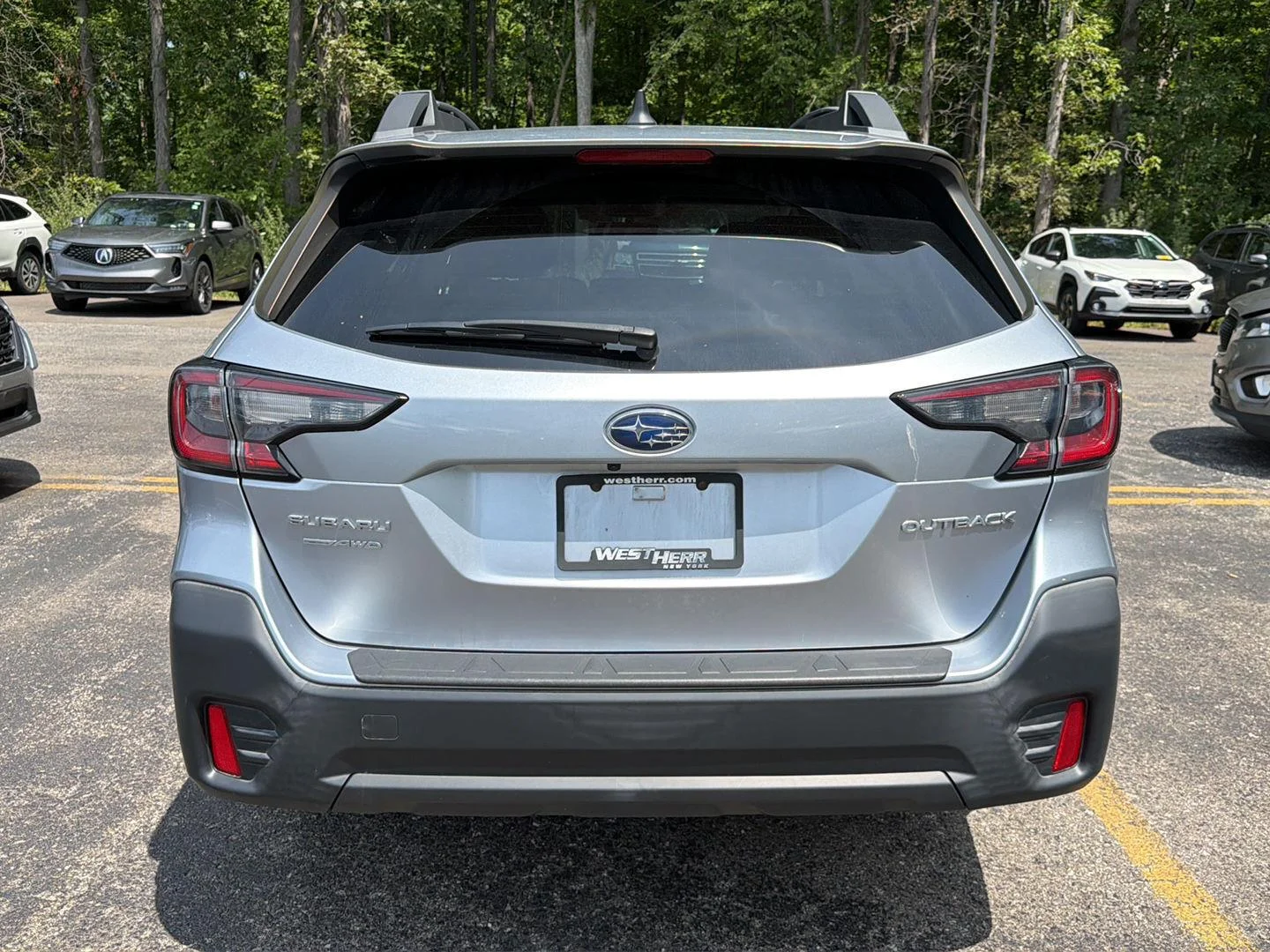 Used 2020 Ice Silver Metallic Subaru Premium image 4
