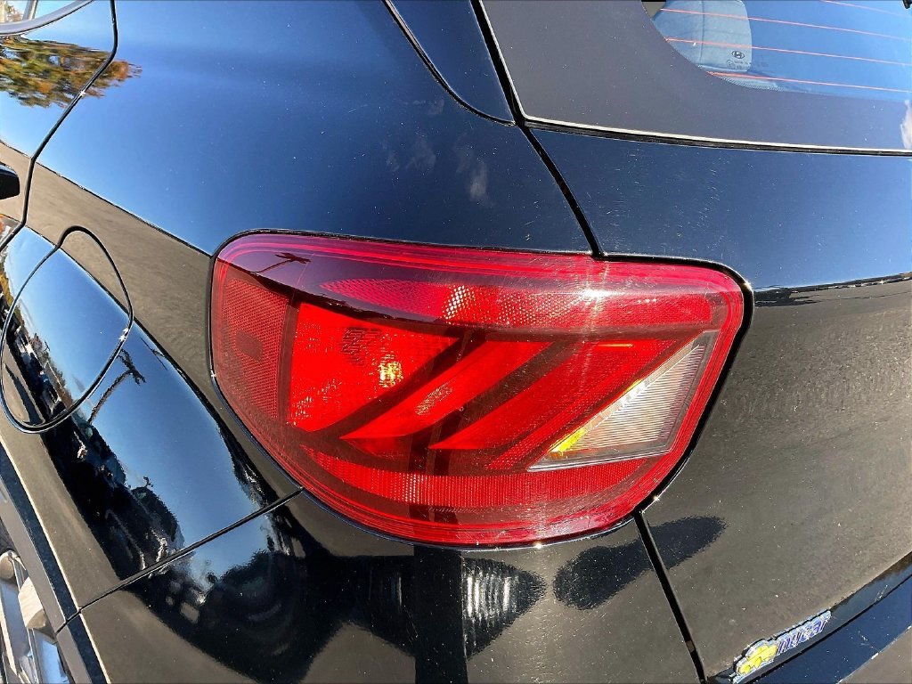 Used 2025 Onyx Black Hyundai SEL image 31