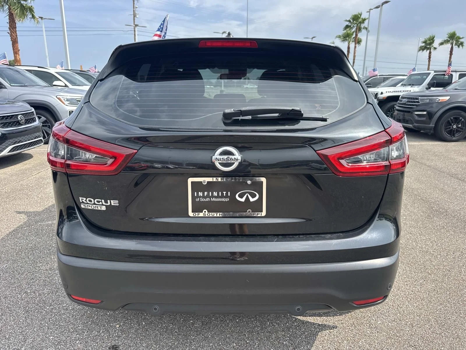 Used 2021 Black Nissan S image 6