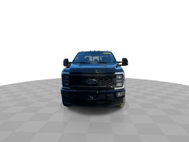 Used 2023 Black Ford Lariat image 5