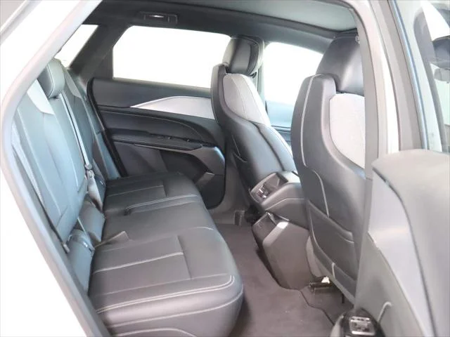 2024 Cadillac LYRIQ Tech - Photo 18