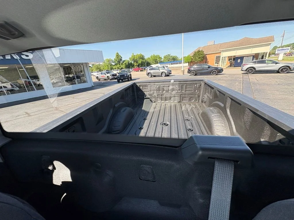 Used 2026 White Ford XL image 18