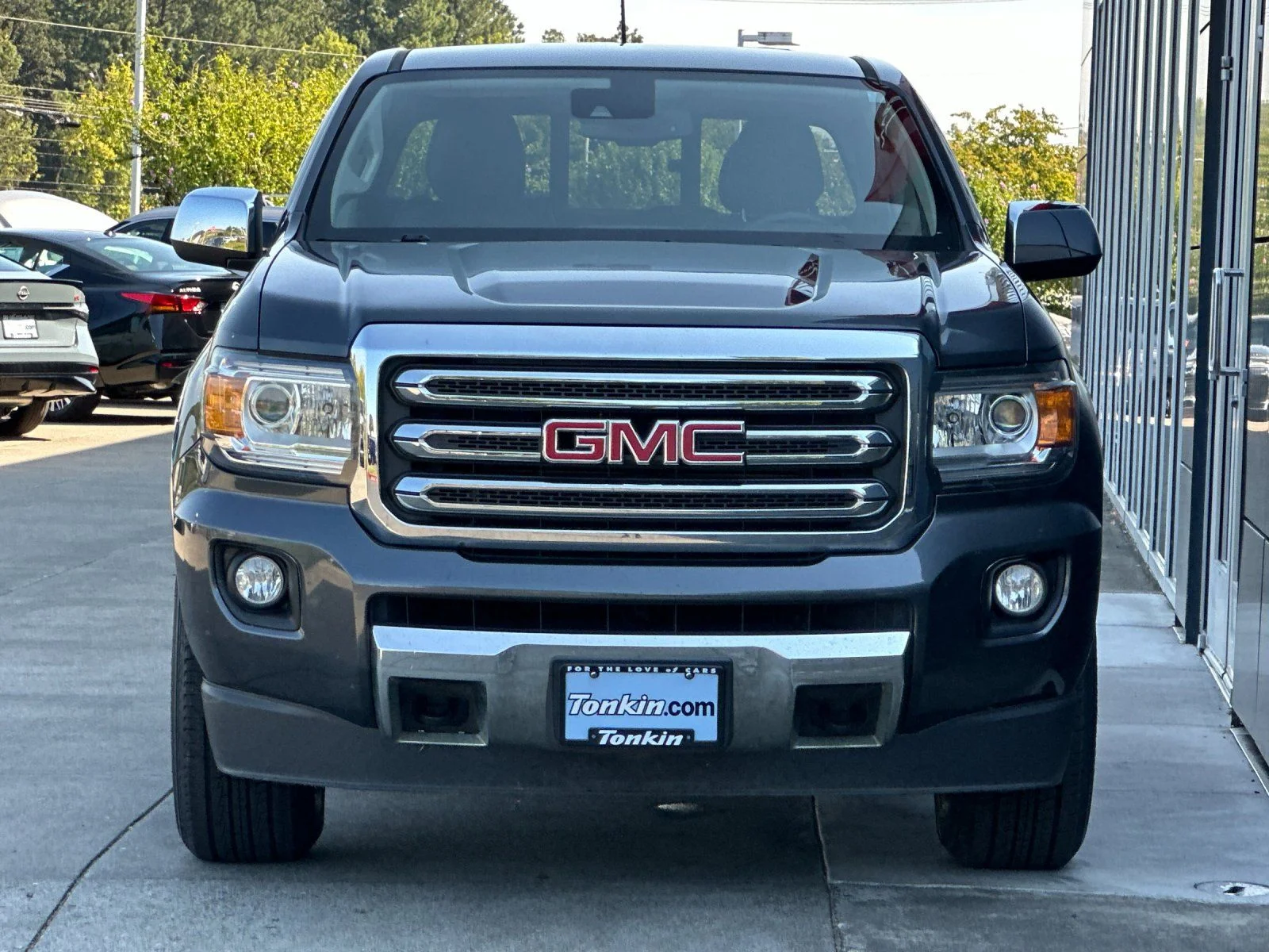 Used 2016 Cyber Gray Metallic GMC SLT image 8