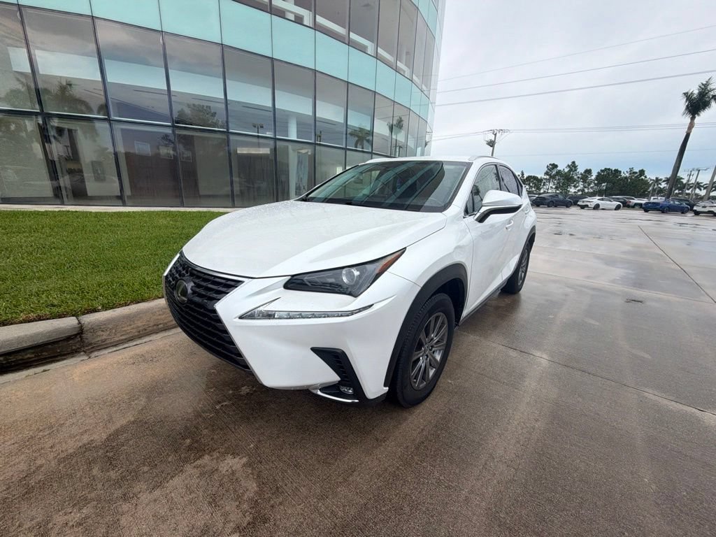 Used 2018 White Lexus  image 5