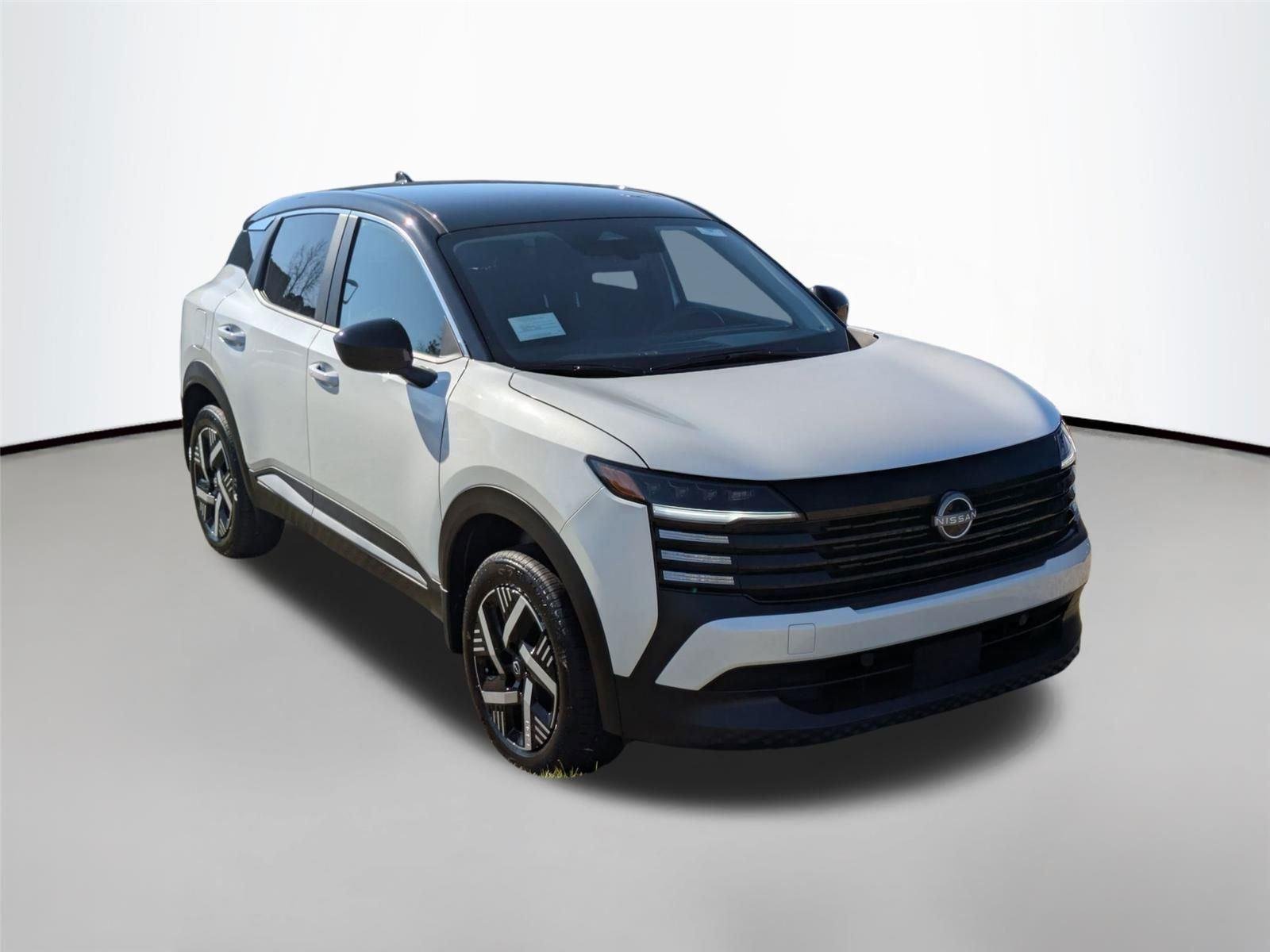 New 2025 Two-tone Aspen White TriCoat / Super Black Nissan SV image 4