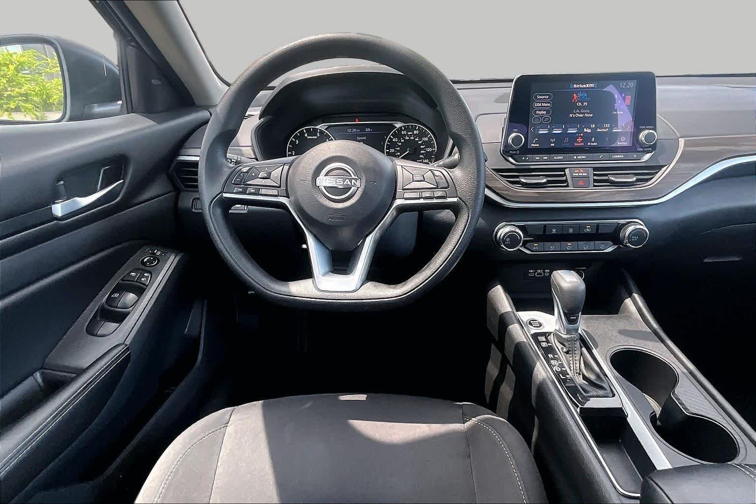 Certified Used 2025 Super Black Nissan SV image 6