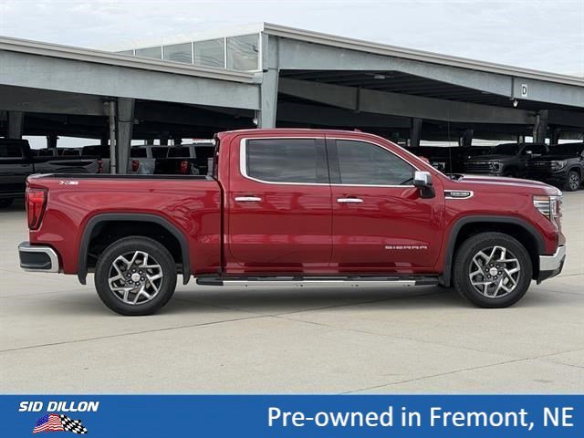 Used 2023 Volcanic Red Tintcoat GMC SLT image 3