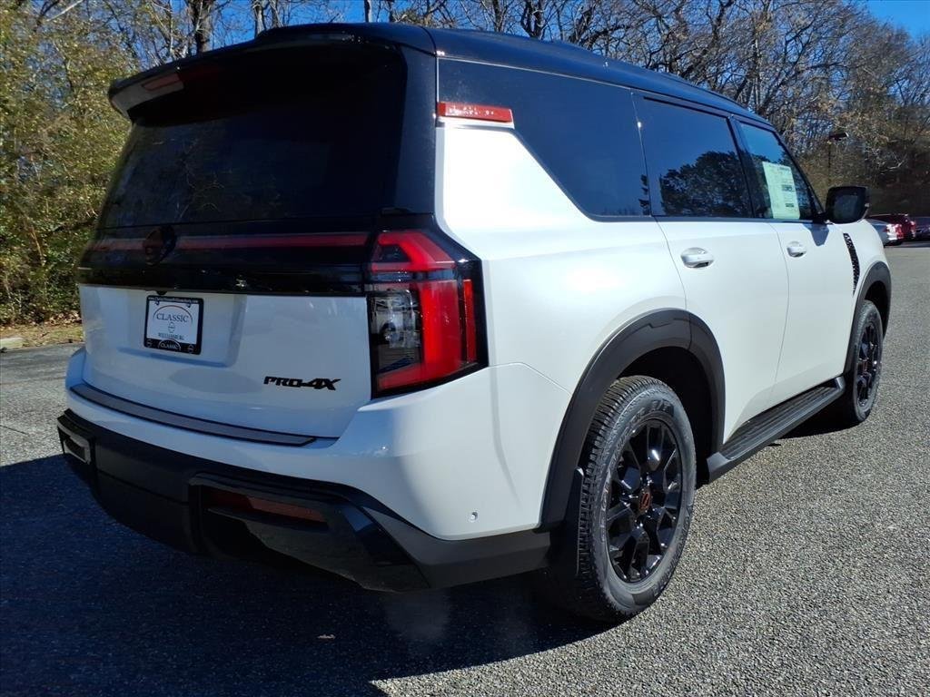 New 2026 Aspen White TriCoat / Super Black Two-tone Nissan PRO-4X® image 6