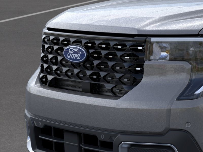 New 2025 Carbonized Gray Metallic Ford LARIAT image 18