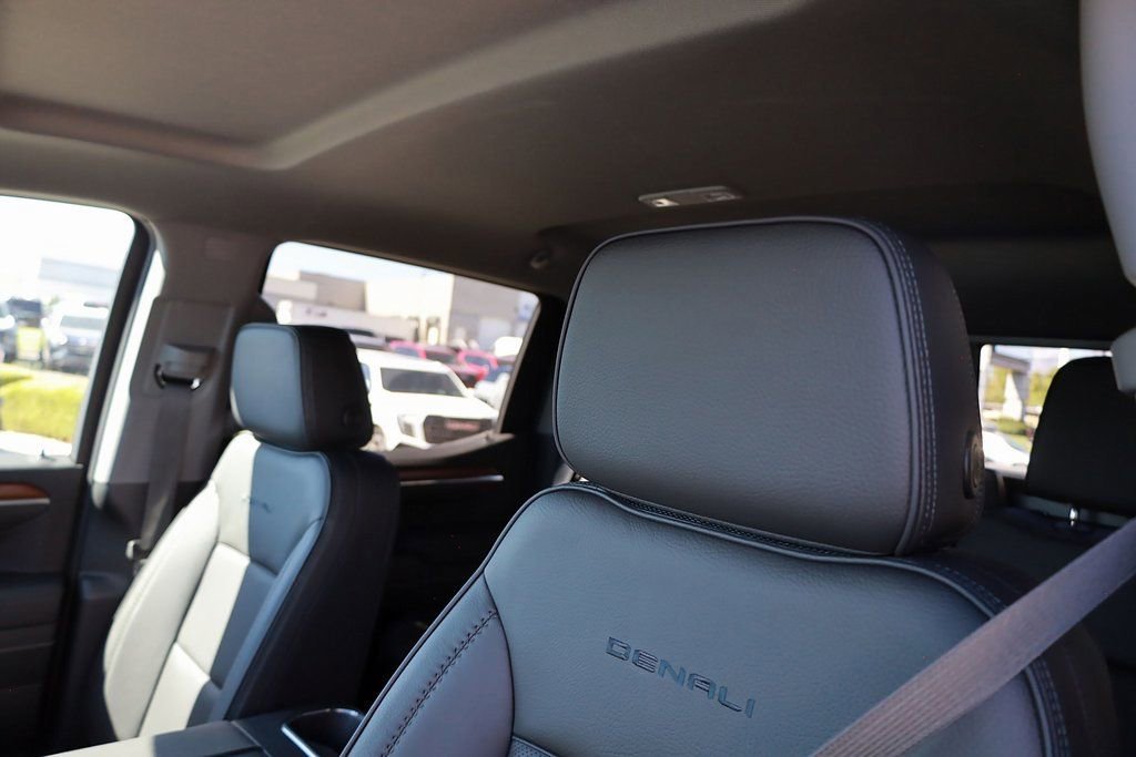 2026 GMC Sierra 1500 Denali - Photo 17