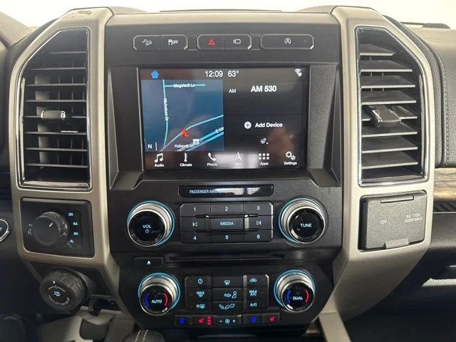 Used 2018 White Ford Lariat image 15