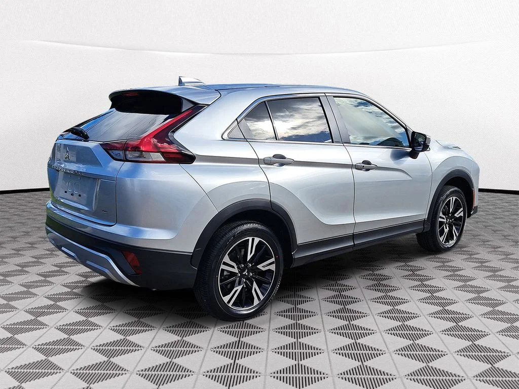 2026 Mitsubishi Eclipse Cross SE - Photo 6