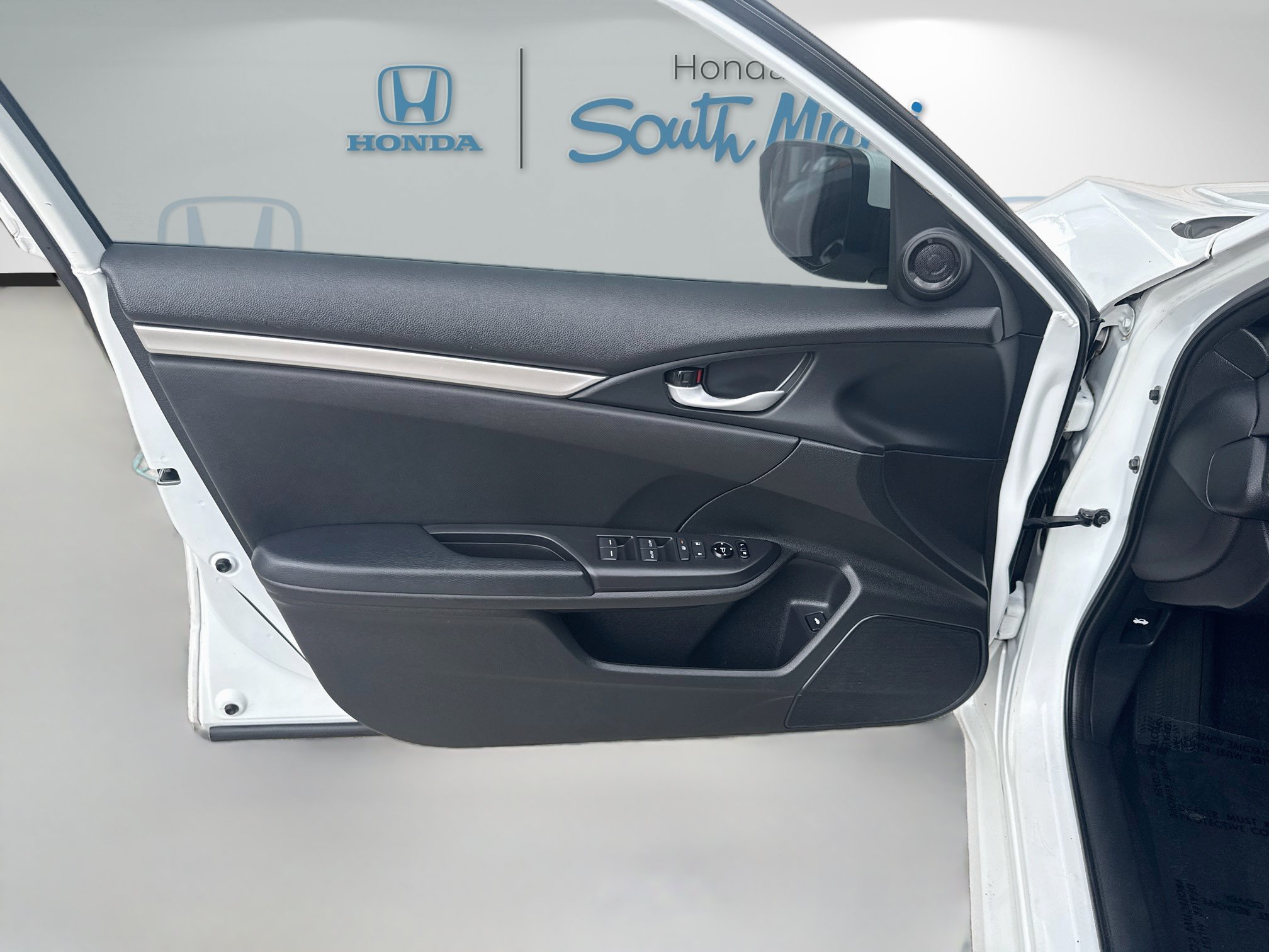 Used 2020 Platinum White Pearl Honda Sport image 19