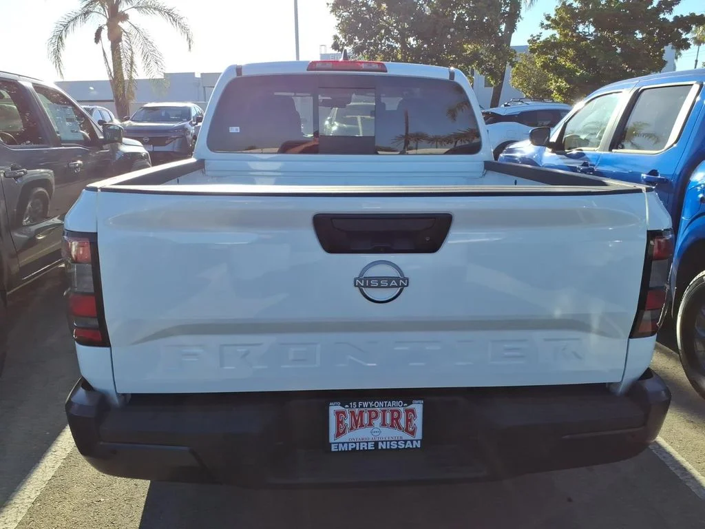 New 2026 Glacier White Nissan Crew Cab S image 12