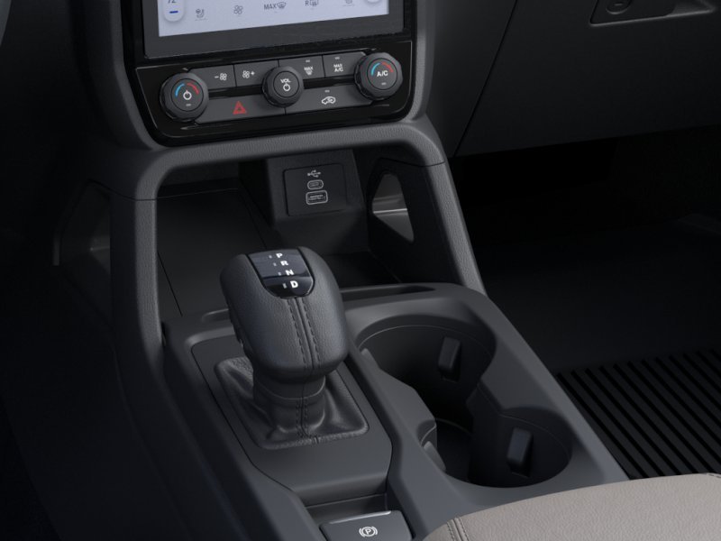New 2026 Oxford White Ford Lariat® image 15