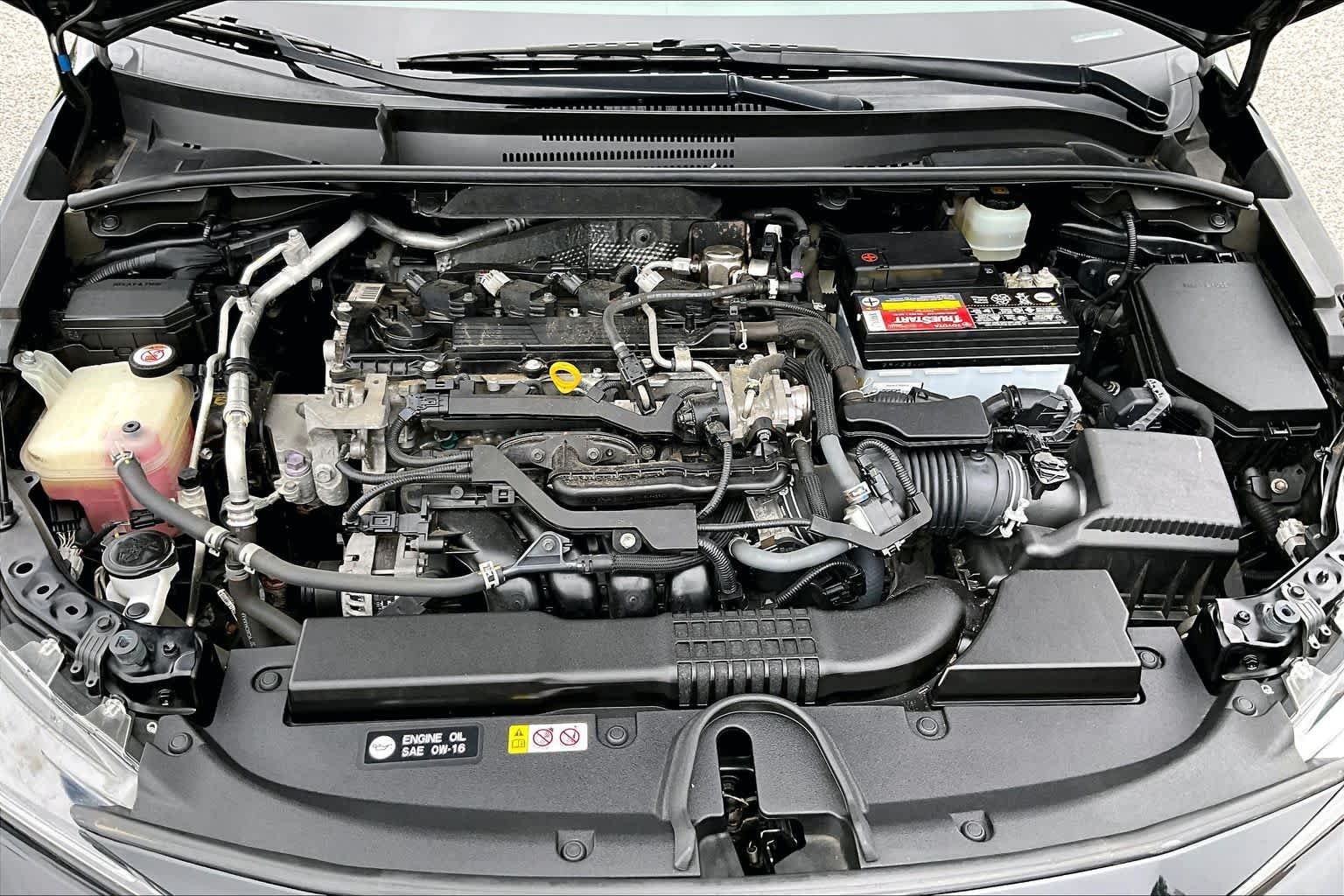 Used 2019 Midnight Black Metallic Toyota SE image 31