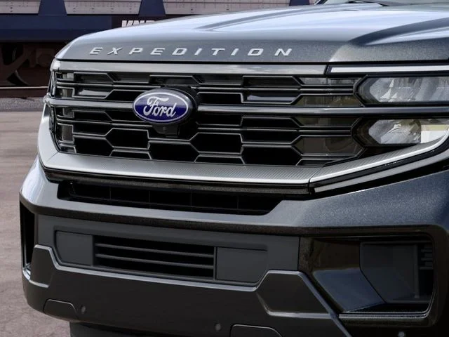 New 2027 Black Ford Platinum image 17