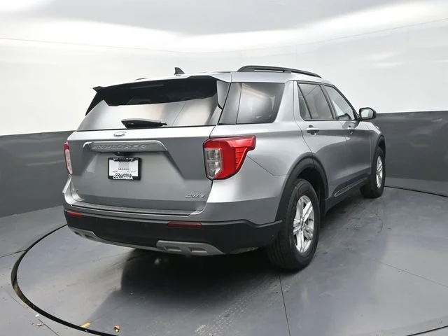 Used 2024 Silver Ford XLT image 9
