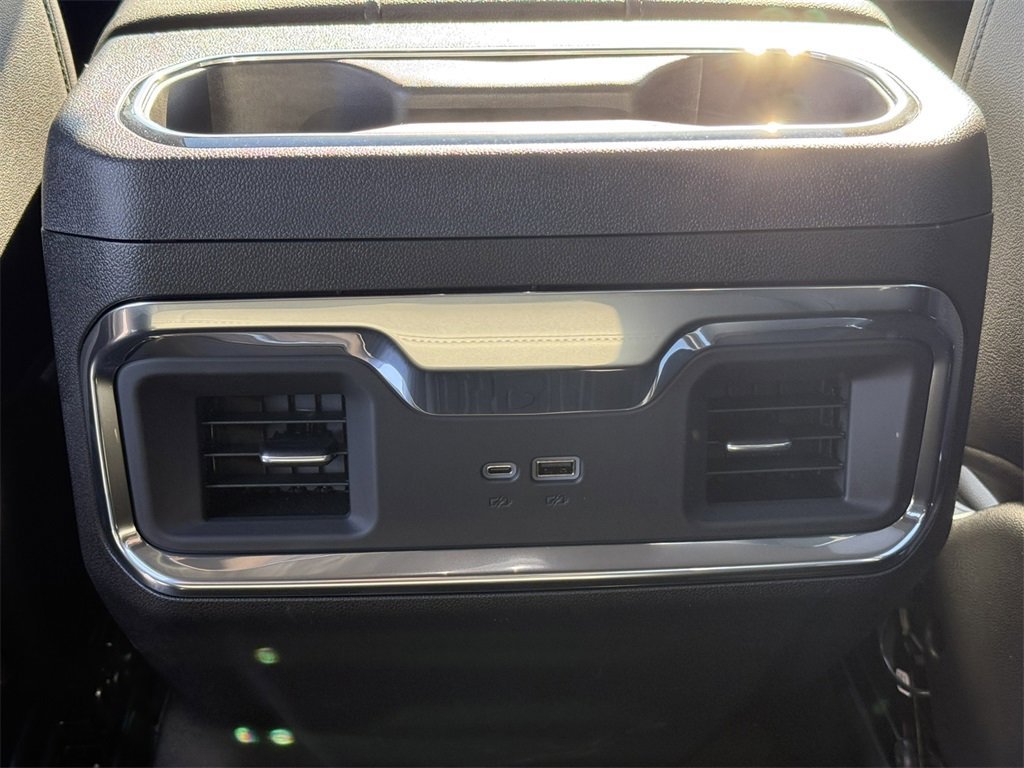 2026 GMC SIERRA - Image 30