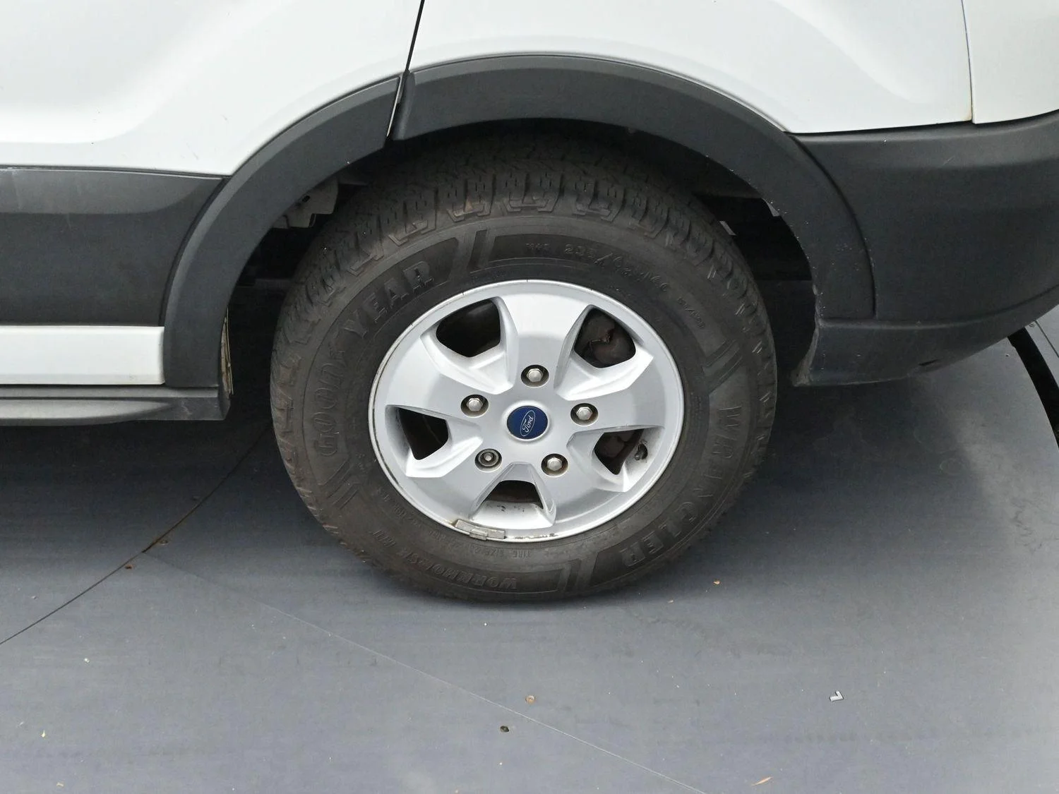 Used 2019  Ford 250 image 30