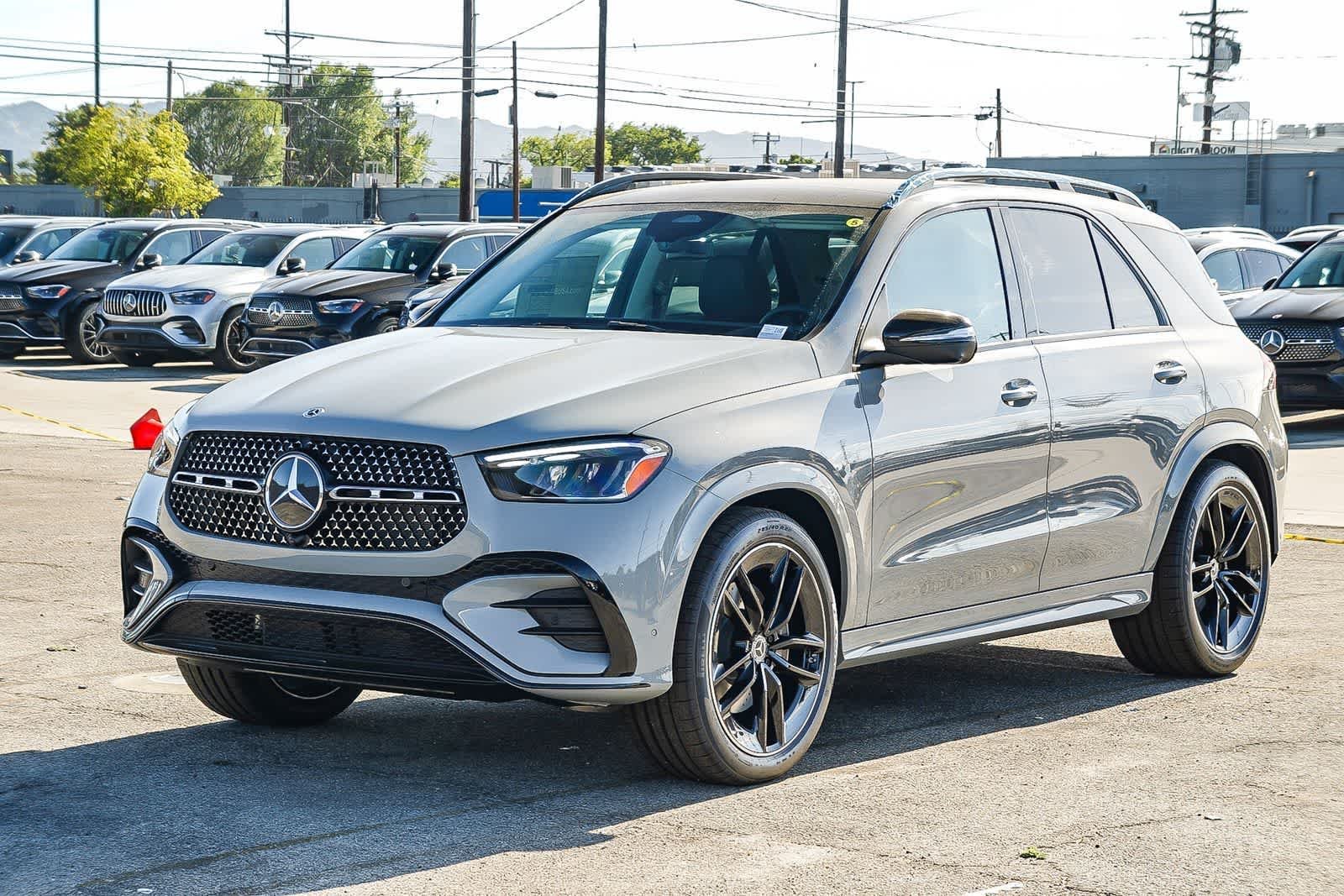 New 2026 MANUFAKTUR Alpine Grey Mercedes-Benz GLE 450 image 3