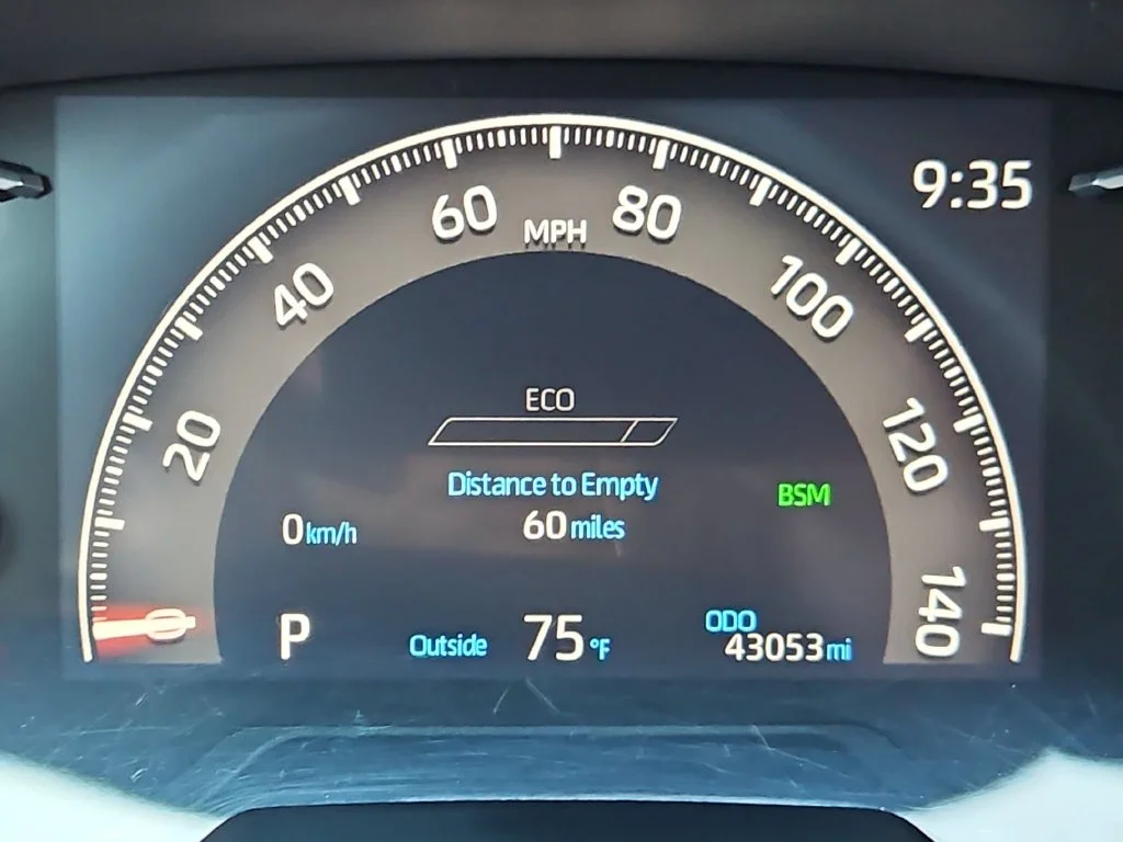 Used 2019 Pearl Toyota Limited image 16