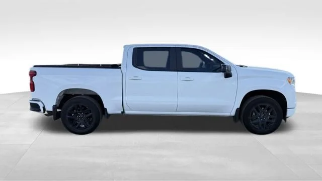 Used 2023 White Chevrolet RST image 10