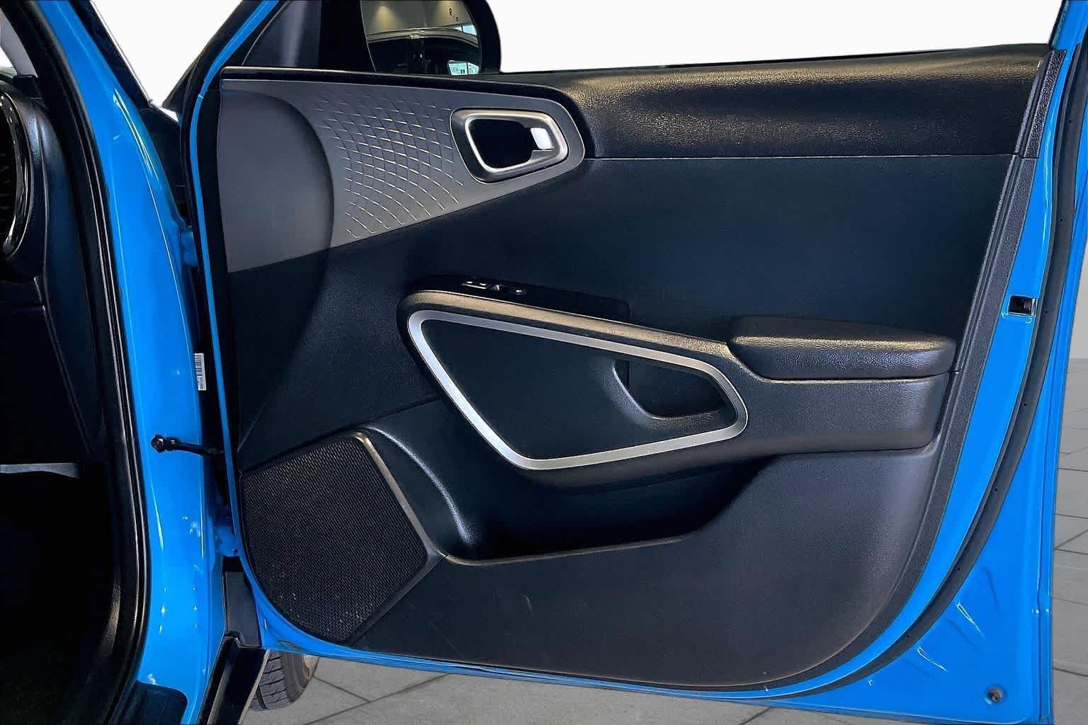 Used 2025 Surf Blue w/Black Roof Kia S image 21