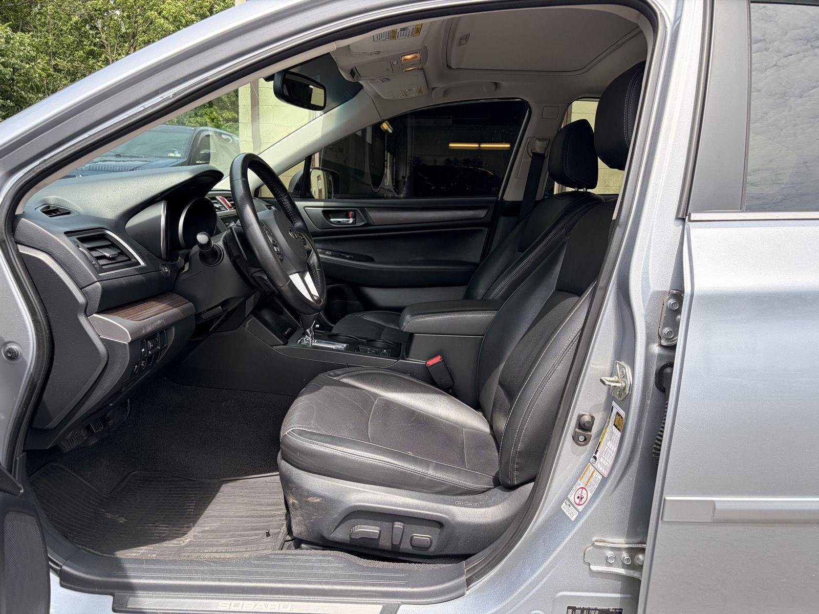 Used 2015 Ice Silver Metallic Subaru 3.6R Limited image 9
