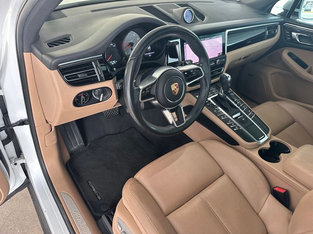 Used 2020  Porsche S image 13