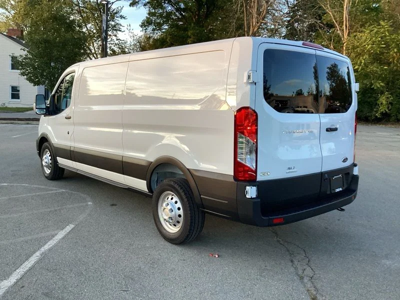 New 2025 White Ford Base image 5