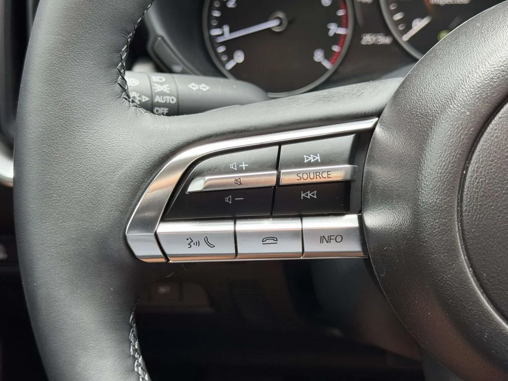 Used 2025 Beige Mazda 2.5 Turbo Meridian Edition image 22