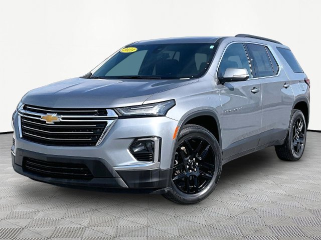 Used 2023 STERLING GRAY METALLIC Chevrolet LT Cloth image 3