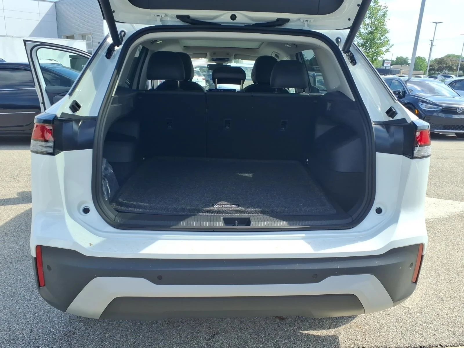 New 2026 Pure White Volkswagen SE 4MOTION image 20